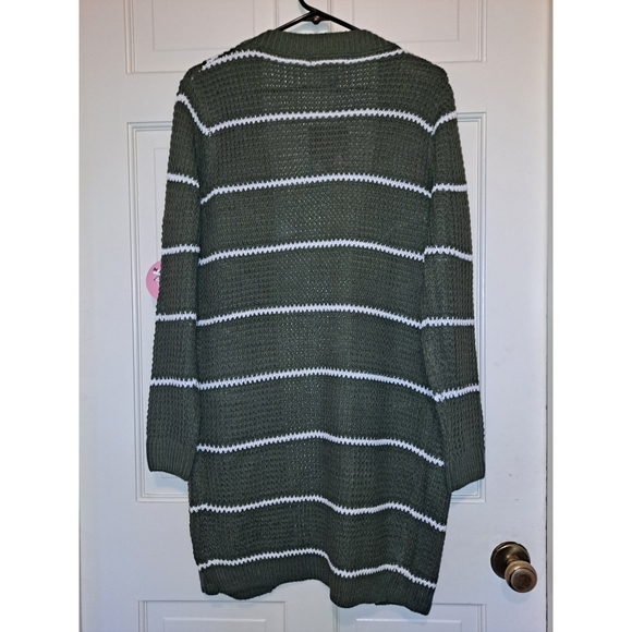 Emma's Expressions green white knit cardigan size Small - Picture 2 of 10